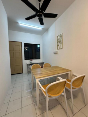 Pulutan Homestay Manggatal